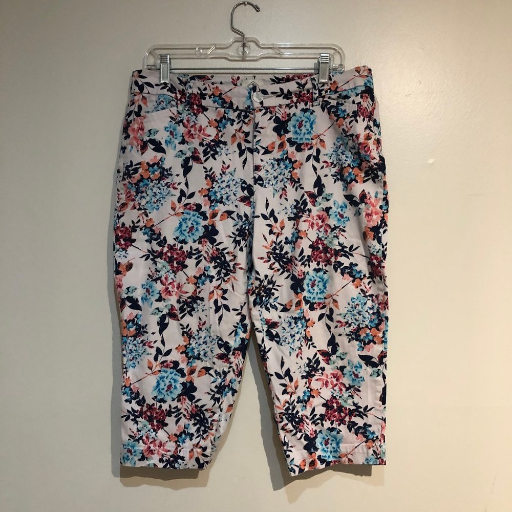 St. John's Bay Floral Crop Pants Size 12